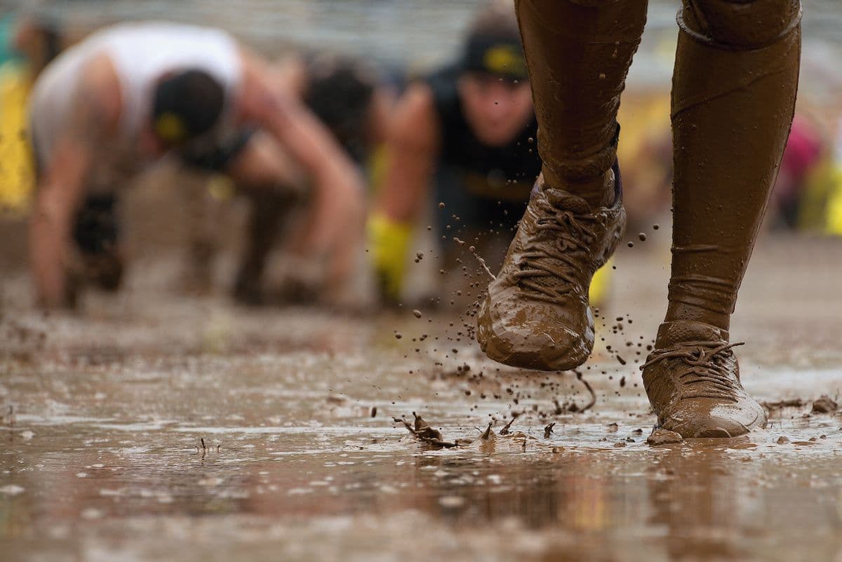 muddy racers: © pavel1964 - stock.adobe.com